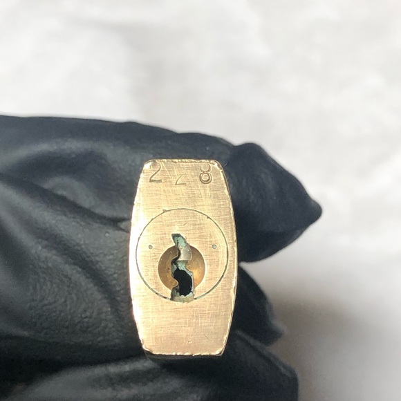 Louis Vuitton Vintage Lock No Key #228 w/Non-Branded Chain(chain approx-22.5”) - Picture 7 of 7